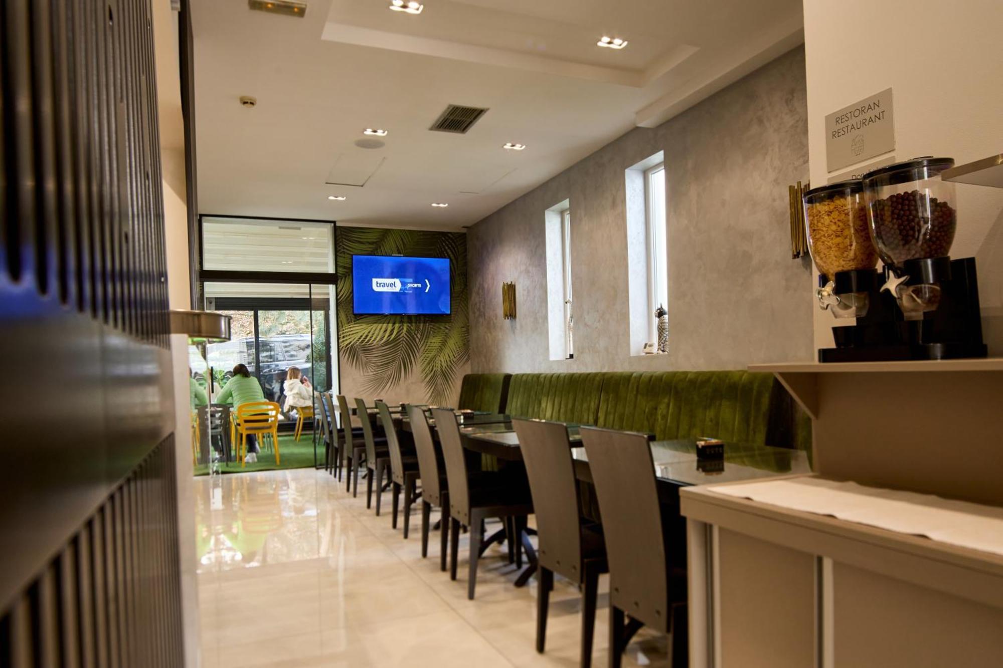 Garni Boutique Hotel Arta Novi Sad Exterior photo